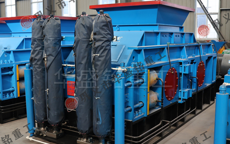 '鎢礦石破碎機(jī),對(duì)輥破碎機(jī)價(jià)格,對(duì)輥式破碎機(jī)廠家,液壓對(duì)輥破碎機(jī)